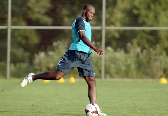 Suazo: 'Aquí me preguntan cuándo sale el nuevo Suazo en Honduras”