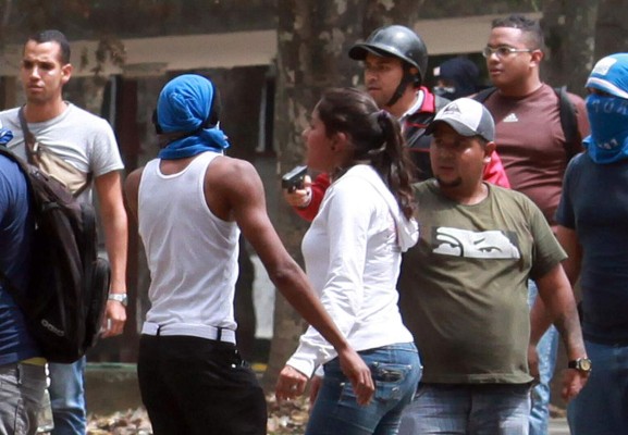 Oposición venezolana exige libertad para Leopoldo López