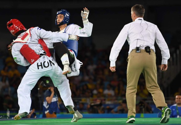 Hondureño Miguel Ferrera pierde frente al campeón mundial de Taekwondo