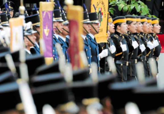 Dividida celebración de independencia