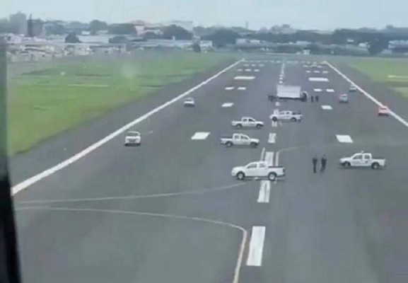 Video: Así impidió Ecuador aterrizaje de vuelo procedente de Madrid