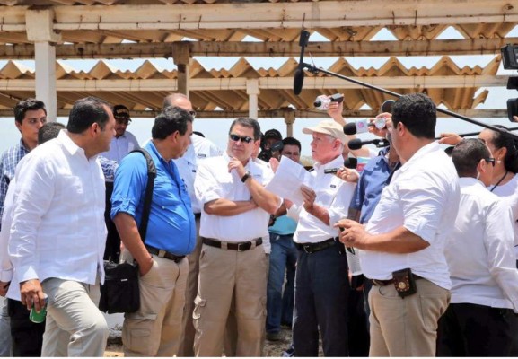 Presidente conoce funcionamiento del Hospital Militar de Nicaragua