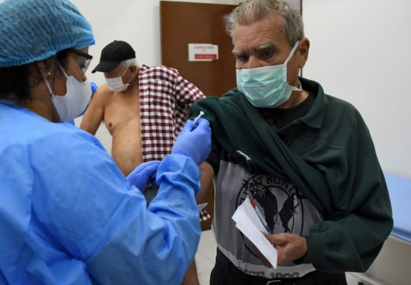 El tiempo apremia para hallar una vacuna contra la Covid-19