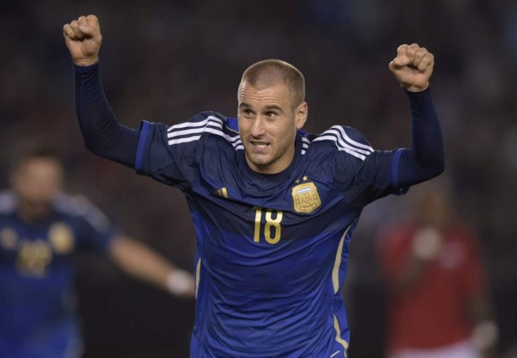 Argentina golea a Trinidad y Tobago sin brillar y con un Messi apagado