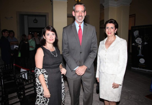 La Bienal 2015 se festeja en la capital