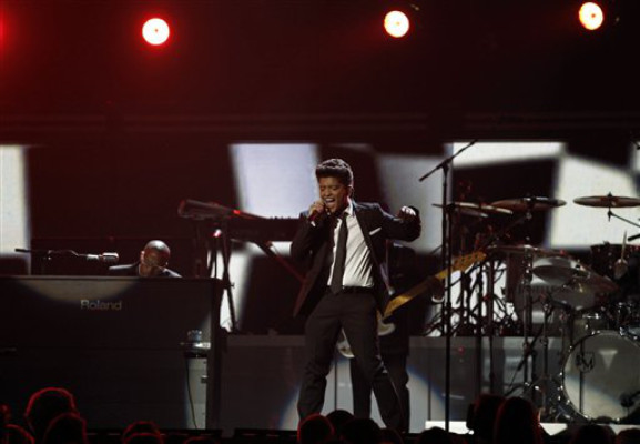 Lady Antebellum triunfa con 5 premios Grammy