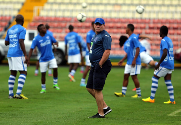 Honduras, consciente de que no debe fallar contra Panamá