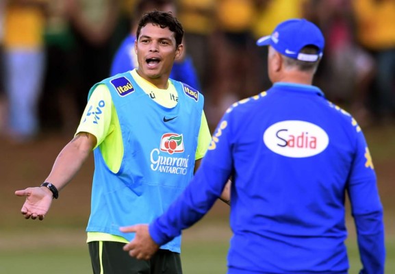 Thiago Silva: 'A Messi solo se le puede parar con un revólver'