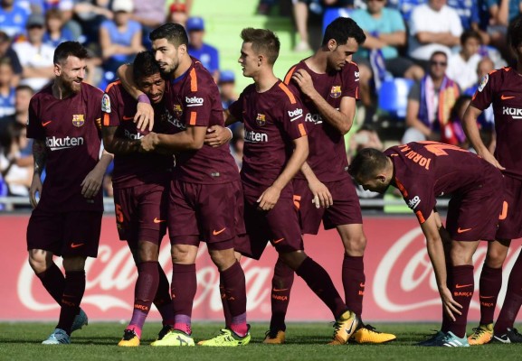 Barcelona le remonta al Getafe con gol de Paulinho y sigue de líder