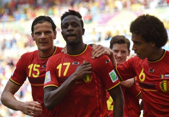 Belgica se impone a Rusia y clasifica a octavos del Mundial