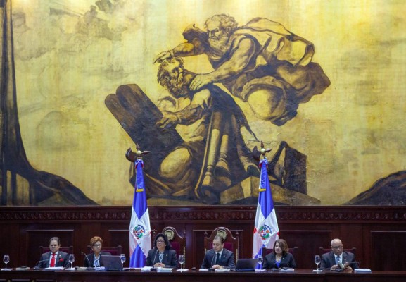 República Dominicana aprueba reelección presidencial