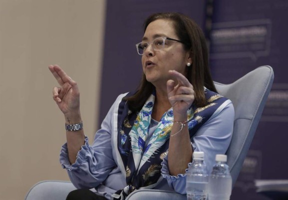 El Salvador pide a EEUU una agenda bilateral para abordar crisis migratoria