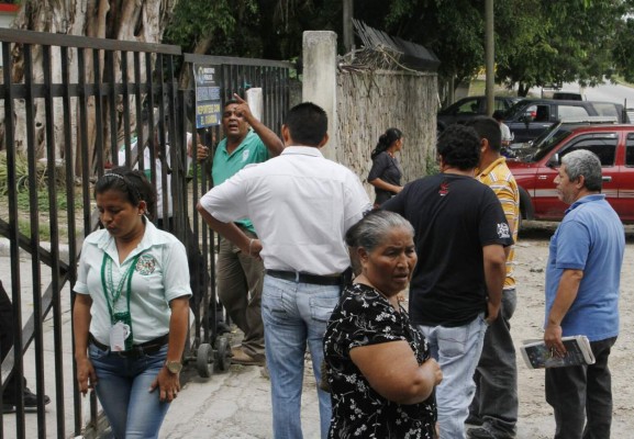 A su casa llegan a ultimar a padre e hijo en Choloma