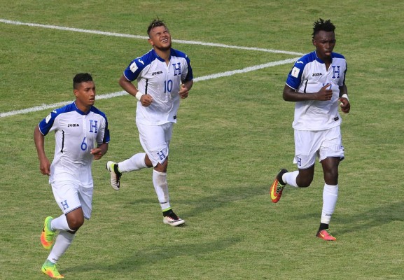 Video: El gol del empate de Mario Martínez frente a los canadienses