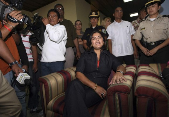 Rosa de Lobo y exsecretario con un pie en juzgados por supuesto fraude