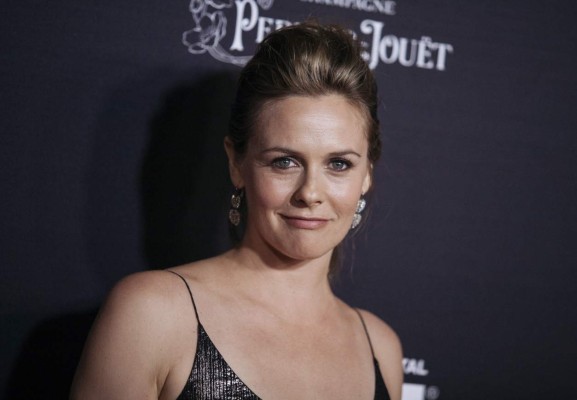 Alicia Silverstone se separa tras 13 años de matrimonio