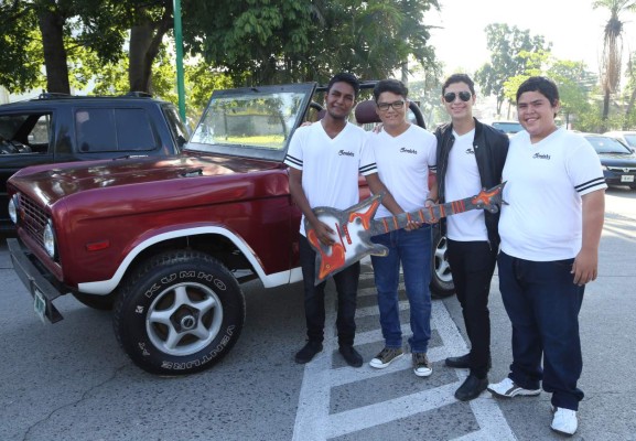 Entrada de la clase 2017 de la Happy New Dawn