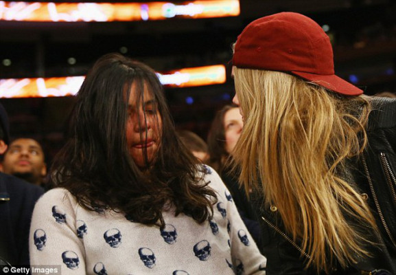 Michelle Rodríguez, ebria y de besos con Cara Delevingne