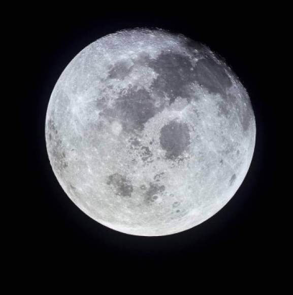 Foto de la Luna tomada cuando retornaban a la Tierra.