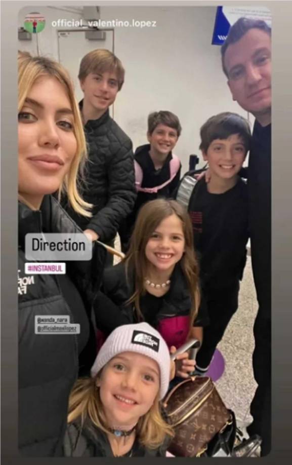 Tras años de conflictos, Wanda Nara y su expareja Maxi López dejaron los rencores atrás y fueron a pasear con sus hijos Valentino, Constantino y Benedicto.