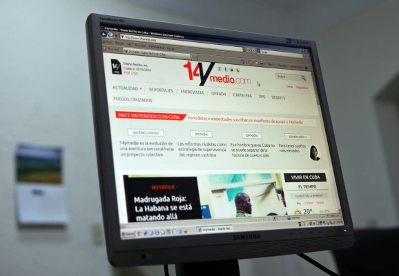 SIP rechaza 'censura' de gobierno cubano contra medio de Yoani Sánchez