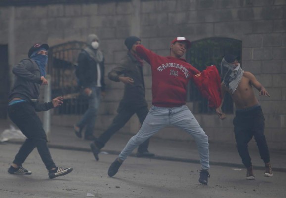 Caótico lunes en la capital de Honduras