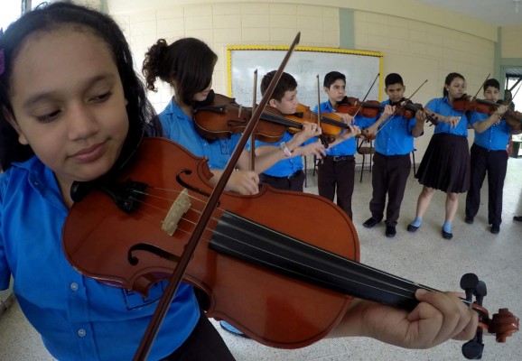 Empresa privada continúa con el rescate de la Victoriano López