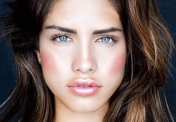 Las autoridades determinaron que la joven murió al caer de la azotea del edificio donde rentaba un cuarto.