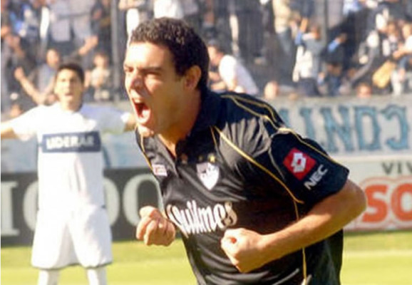 Un delantero argentino es la nueva contratación del Olimpia