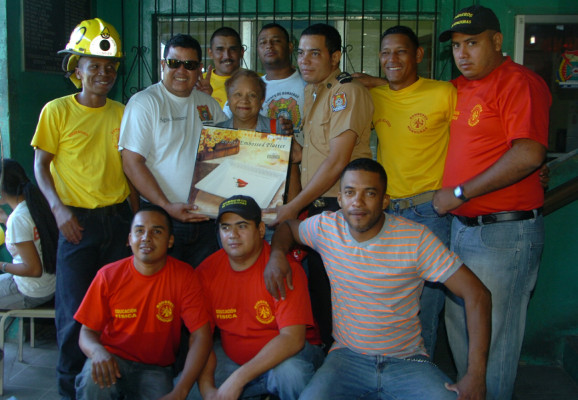 Los ángeles vestidos de caqui que salvaron a Luis