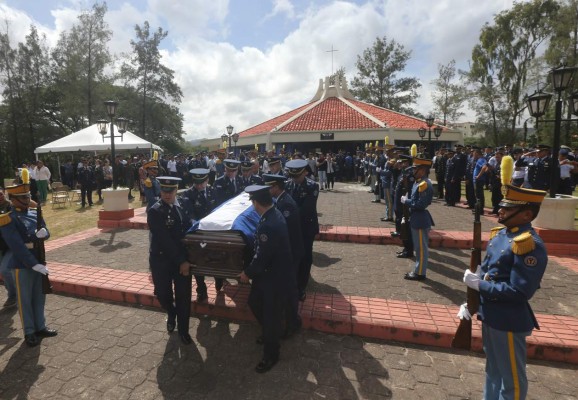 Olvin Emmanuel soñaba con ser comandante de la Fuerza Aérea