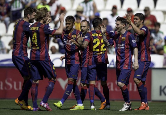 El Barcelona sigue de líder y manda a segunda al Córdoba