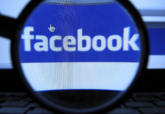 'Ask' en Facebook permite conocer estado civil de alguien