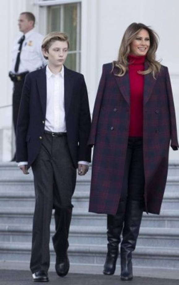 Barron es el primer niño en la Casa Blanca en medio siglo. Se espera que este martes aparezca en la ceremonia del perdón del pavo que oficiará Donald Trump.