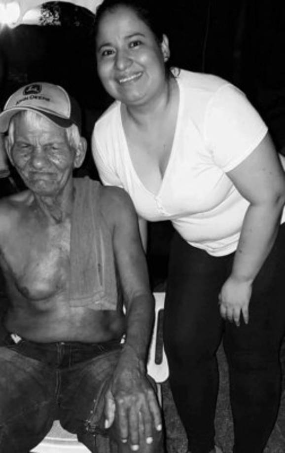 María Domínguez: 'Felicidades, hasta el cielo infinito.... a un mes más de tú partida', junto a una linda imagen de recuerdo.