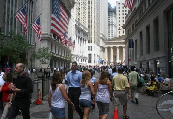 Darán carta de identidad a inmigrantes sin papeles en Nueva York