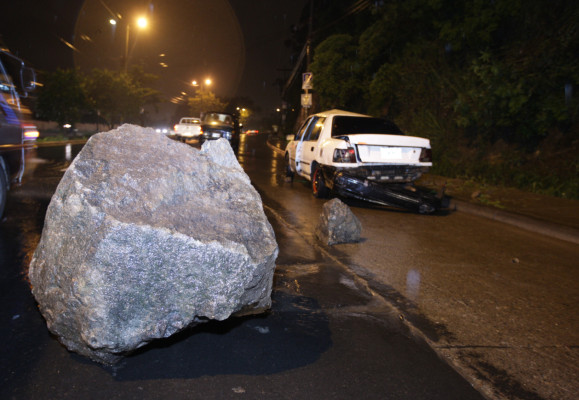 Dos muertos en Tegucigalpa y Santa Bárbara por lluvias
