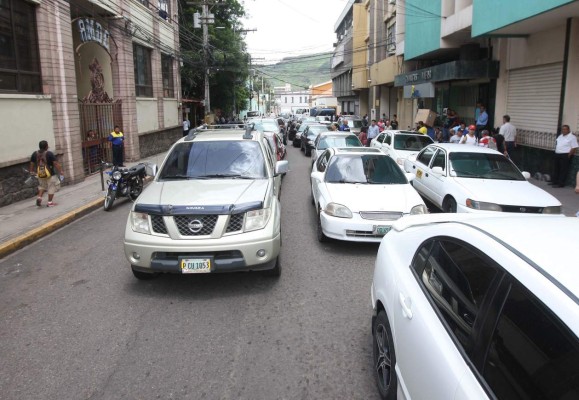 Alcaldía de Tegucigalpa y taxistas todavía no logran acuerdo