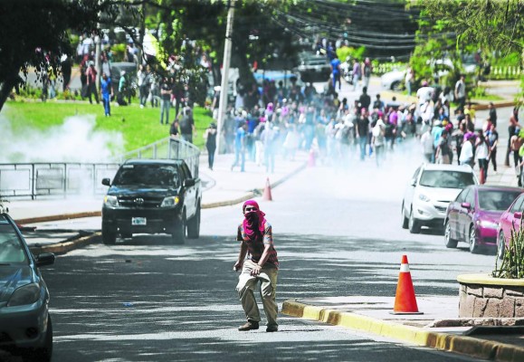 Por fuera de la Unah quedarían 14,500 estudiantes