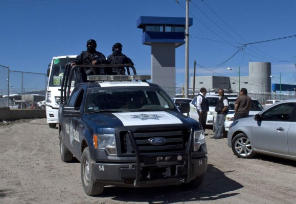 Expolicías de Colombia asesoraron a mexicanos para recapturar a 'El Chapo”