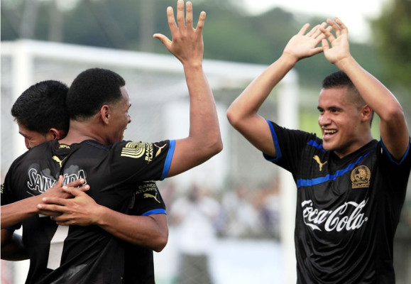 Olimpia hunde más al Marathón y continúa en el liderato en Honduras