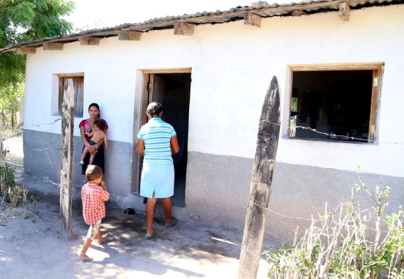 'Pido justicia; no tenemos que estar firmando en el Juzgado”