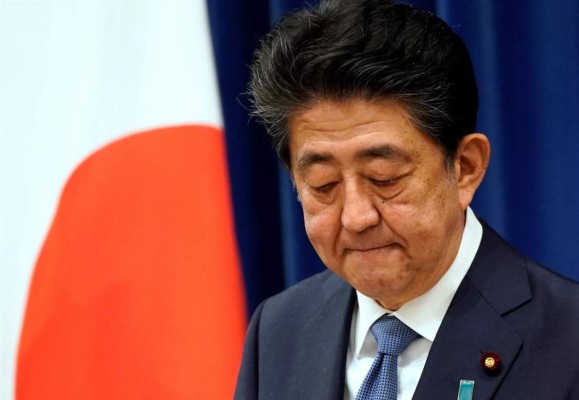 Shinzo Abe, primer ministro de Japón, renuncia por problemas de salud
