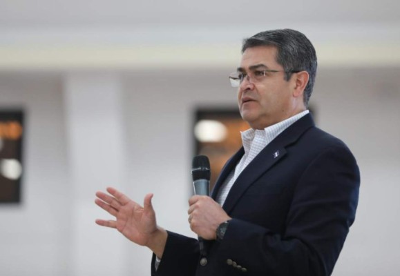 'No permitiremos que estas máquinas asesinas siembren el terror': JOH sobre pandilleros