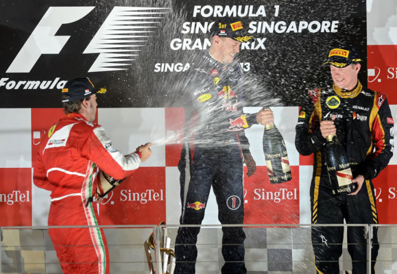 Vettel, más cerca de su cuarta corona mundial tras ganar en Singapur