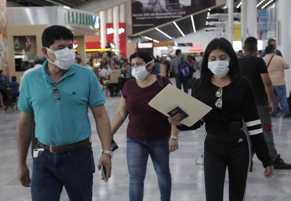 No hay clases y no pueden entrar personas que vengan de Europa