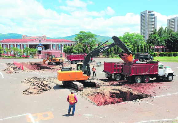 Inician obras del Centro Cívico que albergará instituciones del Gobierno