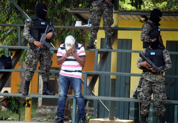 Honduras entrega a Colombia al jefe de sicarios Ever Oñate