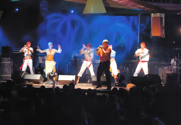 Honduras: ¡Vamos a La Ceiba al Gran Carnaval!