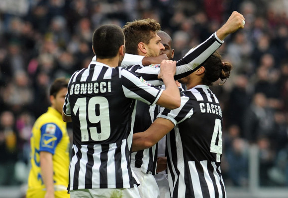 Juventus no falla y da un paso más hacia el Scudetto